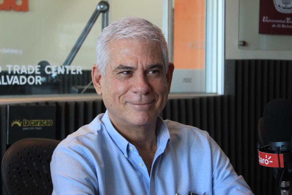 Rodolfo Parker reaparece proponiendo que se privatice la aplicación de las vacunas antiCOVID19 rodolfo-parker-reaparece-proponiendo-que-se-privatice-la-aplicacion-de-las-vacunas-anticovid19